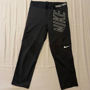 Nike Pro Capri tights